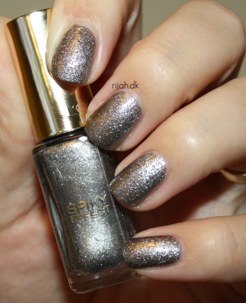 31DC2014 21: Inspired by a color - Grey Loreal Noir Whisper
