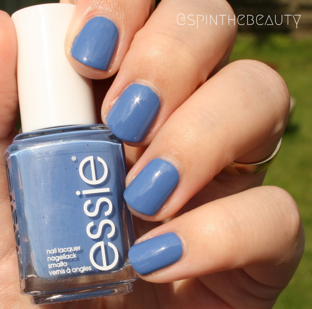 Essie Pret a surfer