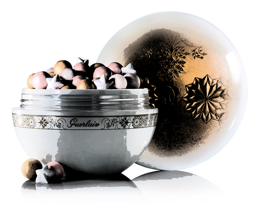 Guerlain hos Sephora M_T_ORITES FLOCONS ENCHANT_S LIGHT-ENHANCING POWDER DKK 395